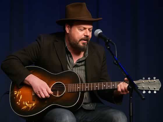 Live Wire with Luke Burbank